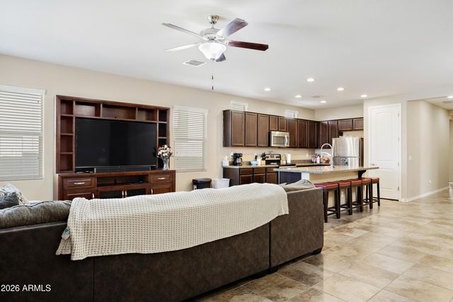 3840 E ALAMO Street, San Tan Valley, AZ 85140