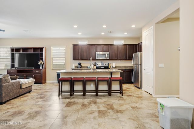 3840 E ALAMO Street, San Tan Valley, AZ 85140