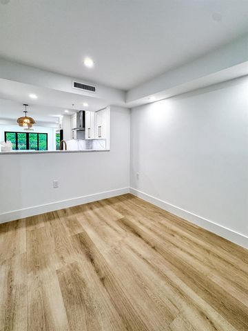 1701 Marina Isle Way 103, Jupiter, FL 33477