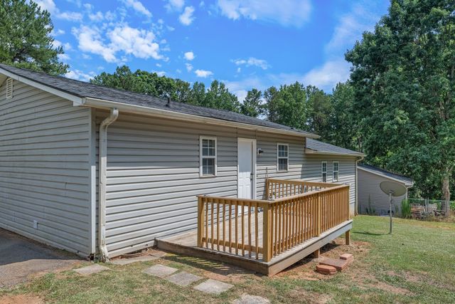 106 Washington Court, Cowpens, SC 29330