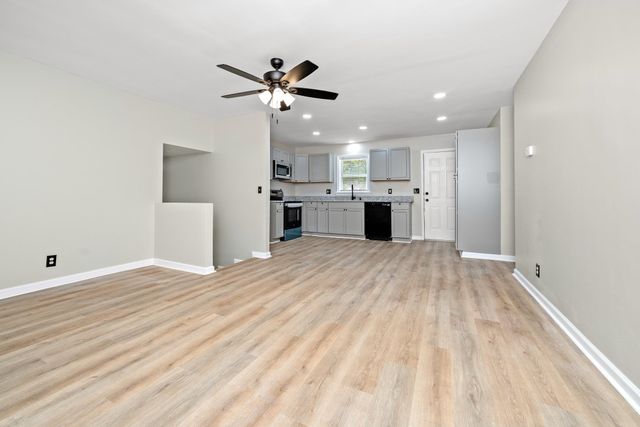 106 Washington Court, Cowpens, SC 29330