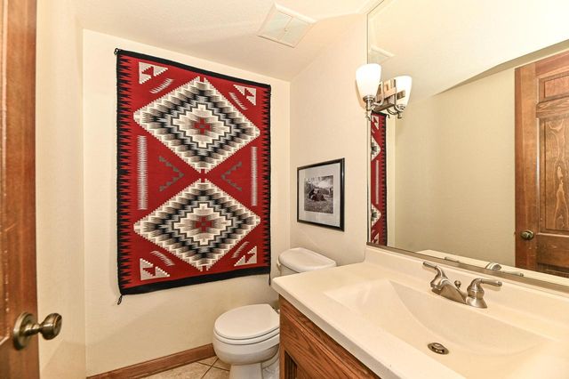 10125 Kay PARKWAY, Hales Corners, WI 53130