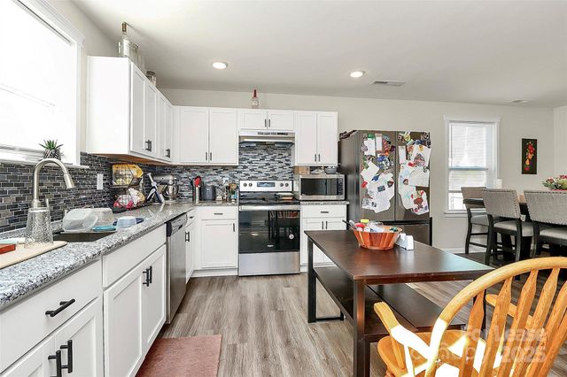 409 Kickapoo Avenue, Gastonia, NC 28056