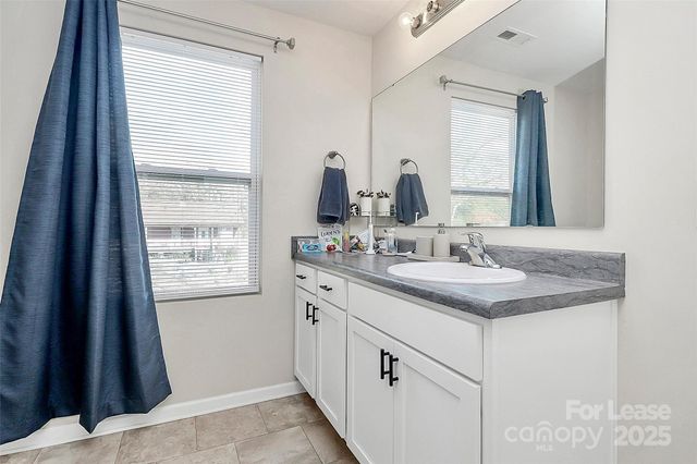 409 Kickapoo Avenue, Gastonia, NC 28056