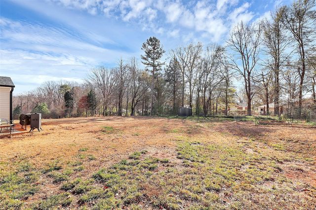 409 Kickapoo Avenue, Gastonia, NC 28056