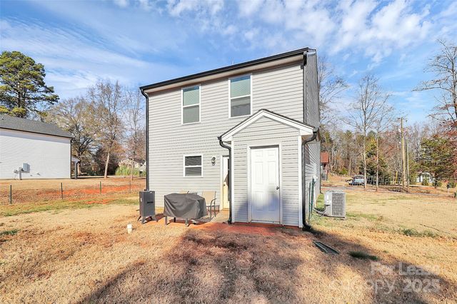 409 Kickapoo Avenue, Gastonia, NC 28056