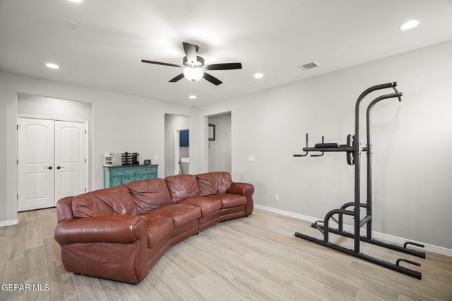 7331 BOBCAT HOLLOW Drive, El Paso, TX 79911