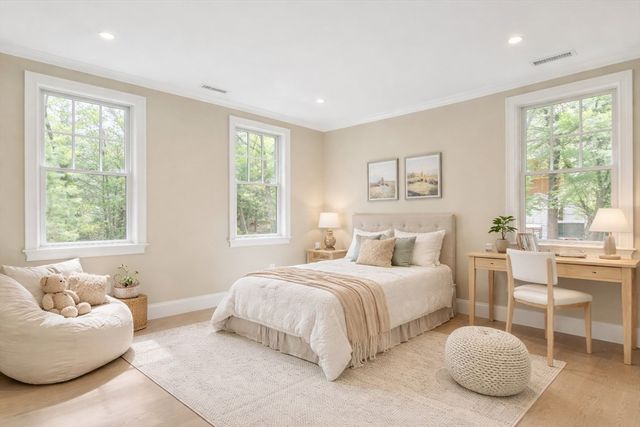 18 Heritage Dr, Lexington, MA 02420