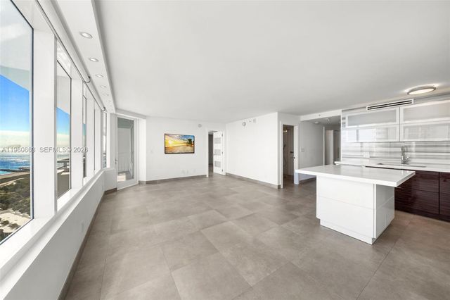 400 S Pointe Dr 2006, Miami Beach, FL 33139