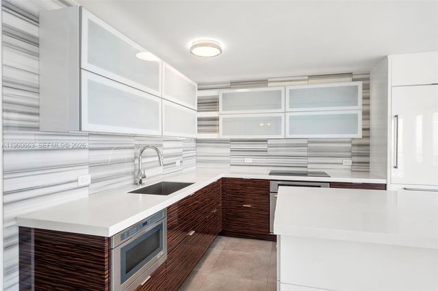 400 S Pointe Dr 2006, Miami Beach, FL 33139