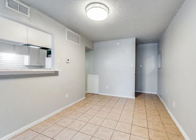 7152 Fair Oaks Avenue 1125, Dallas, TX 75231