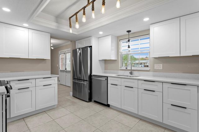 8407 GRANITE PLACE, Tampa, FL 33615