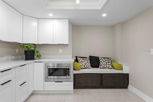 8407 GRANITE PLACE, Tampa, FL 33615