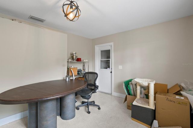 8407 GRANITE PLACE, Tampa, FL 33615