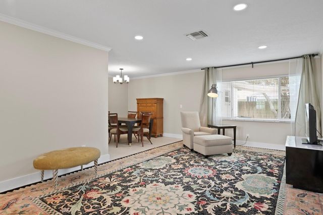 8407 GRANITE PLACE, Tampa, FL 33615