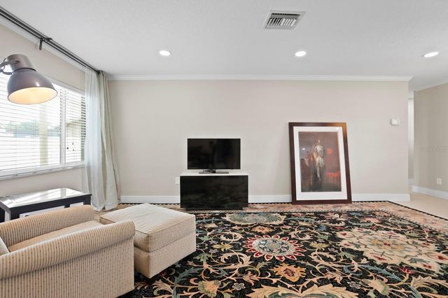 8407 GRANITE PLACE, Tampa, FL 33615