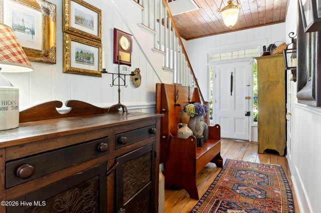 121 Dolphin Lane, Sneads Ferry, NC 28460