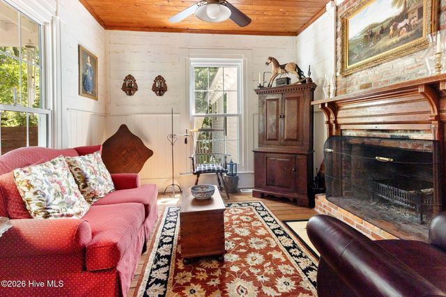 121 Dolphin Lane, Sneads Ferry, NC 28460