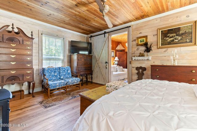 121 Dolphin Lane, Sneads Ferry, NC 28460