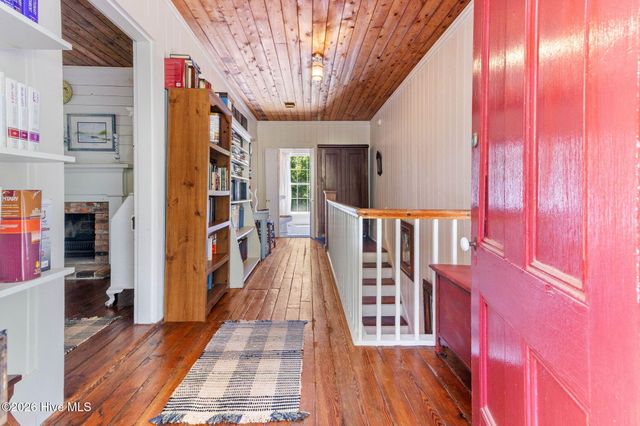 121 Dolphin Lane, Sneads Ferry, NC 28460