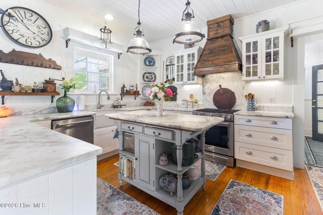 121 Dolphin Lane, Sneads Ferry, NC 28460