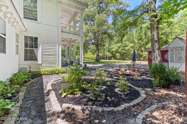 121 Dolphin Lane, Sneads Ferry, NC 28460