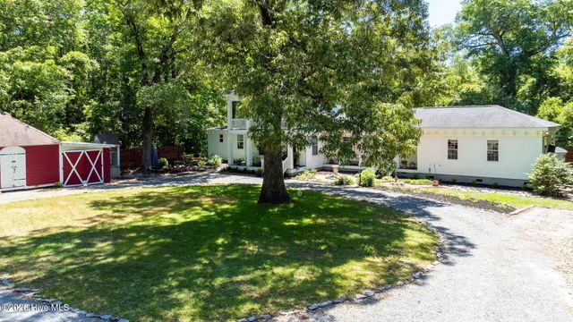 121 Dolphin Lane, Sneads Ferry, NC 28460