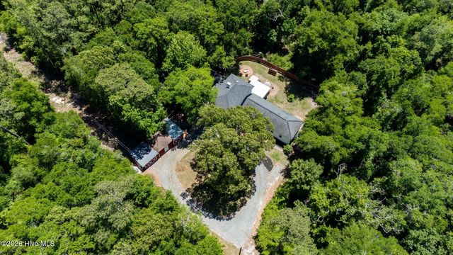 121 Dolphin Lane, Sneads Ferry, NC 28460