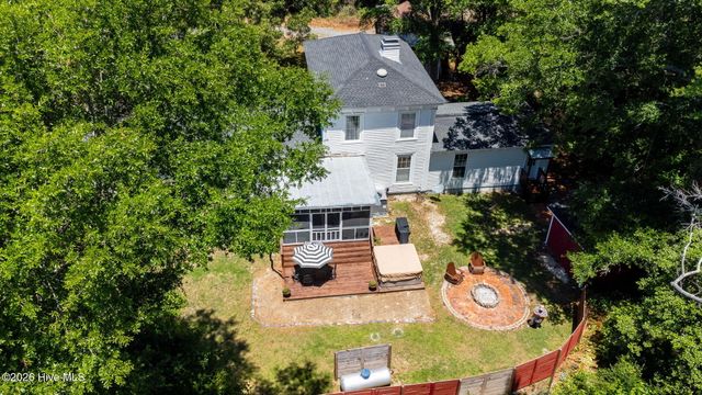 121 Dolphin Lane, Sneads Ferry, NC 28460