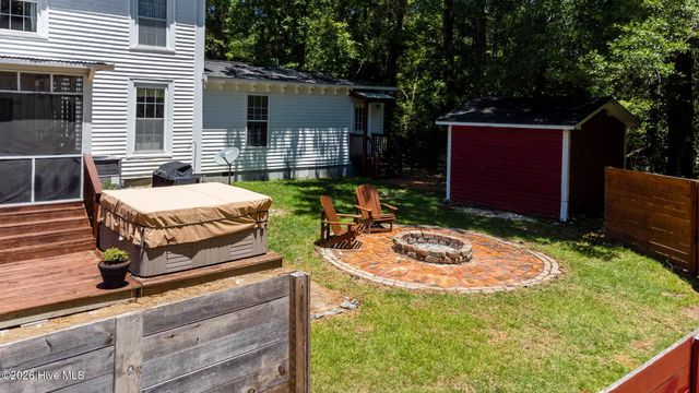 121 Dolphin Lane, Sneads Ferry, NC 28460