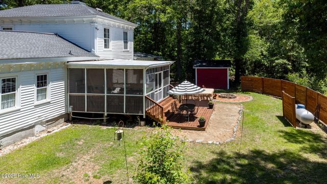 121 Dolphin Lane, Sneads Ferry, NC 28460