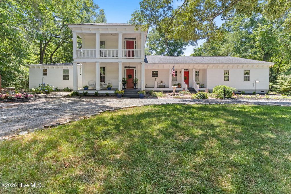 121 Dolphin Lane, Sneads Ferry, NC 28460