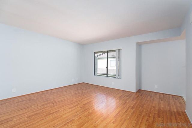 3286 Caminito Eastbluff 114, La Jolla, CA 92037