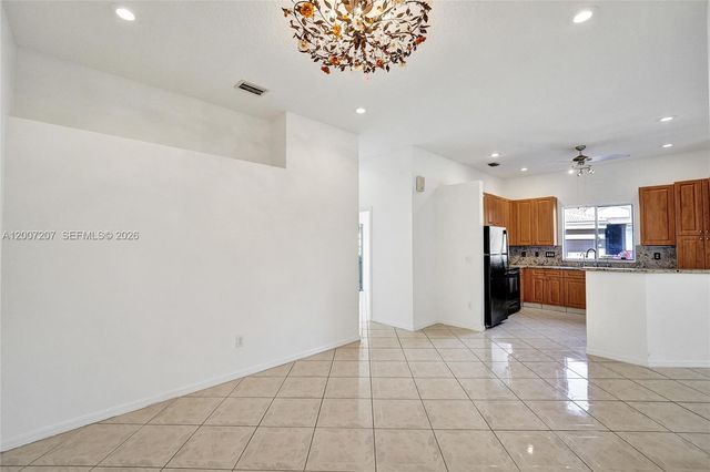 10131 Lombardy Dr, Tamarac, FL 33321