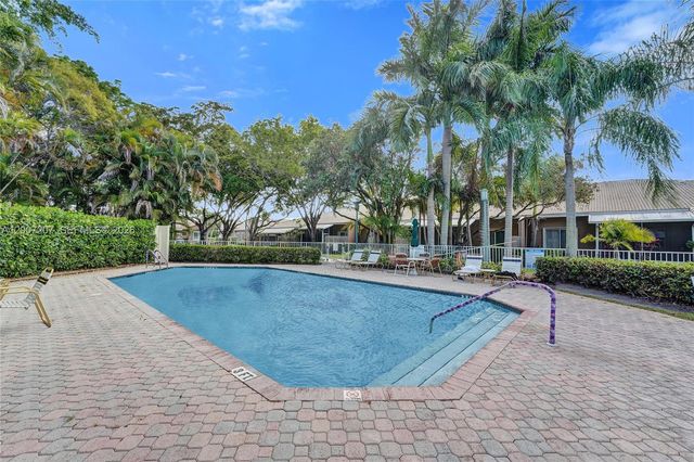 10131 Lombardy Dr, Tamarac, FL 33321