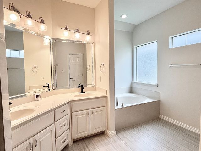 2204 Paige Court, Carrollton, TX 75006