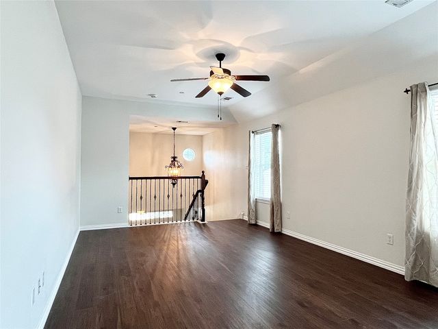 2204 Paige Court, Carrollton, TX 75006
