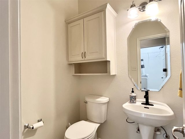2204 Paige Court, Carrollton, TX 75006