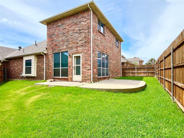 2204 Paige Court, Carrollton, TX 75006