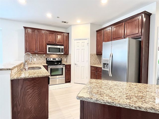 2204 Paige Court, Carrollton, TX 75006