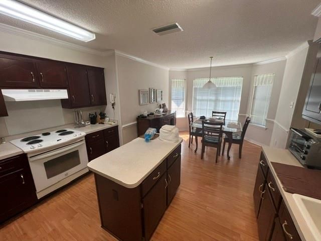 590 Lakeview Woods Drive, Mobile, AL 36695