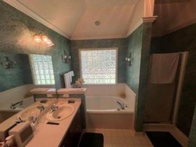 590 Lakeview Woods Drive, Mobile, AL 36695