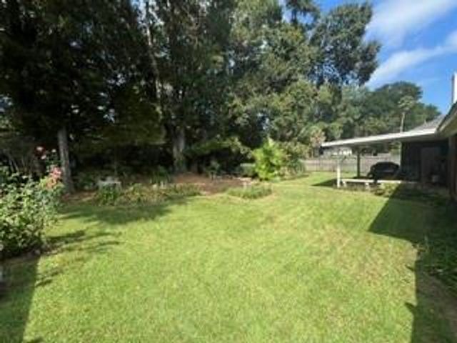 590 Lakeview Woods Drive, Mobile, AL 36695