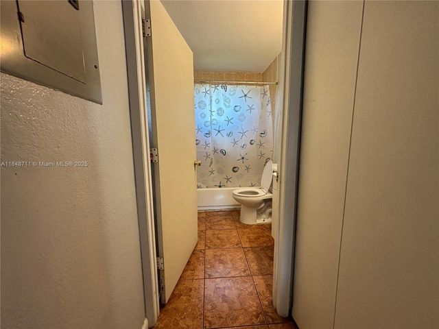 997 NW 11 STREET, Homestead, FL 33030