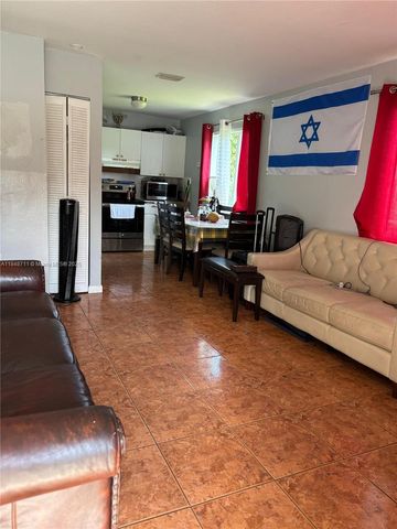997 NW 11 STREET, Homestead, FL 33030