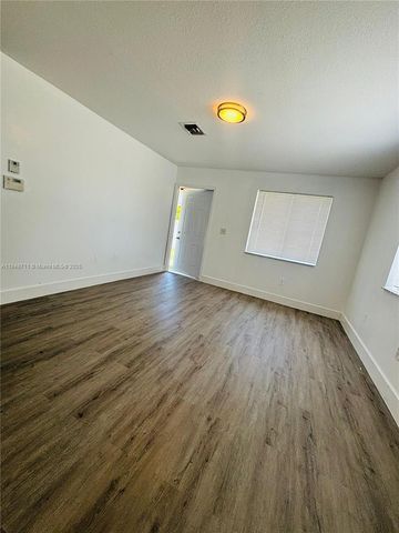 997 NW 11 STREET, Homestead, FL 33030