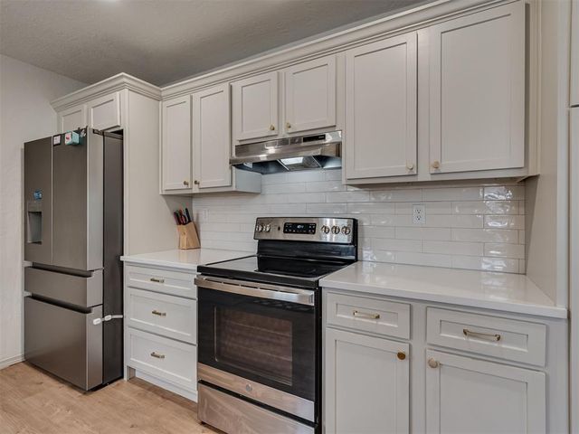 16 Orlando Drive, Shawnee, OK 74804