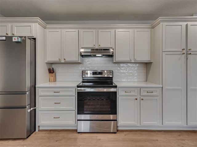 16 Orlando Drive, Shawnee, OK 74804