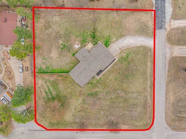 16 Orlando Drive, Shawnee, OK 74804