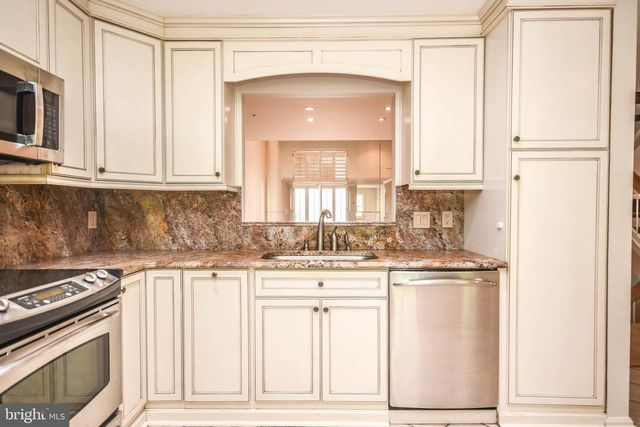 5918 EDSON LN, Rockville, MD 20852